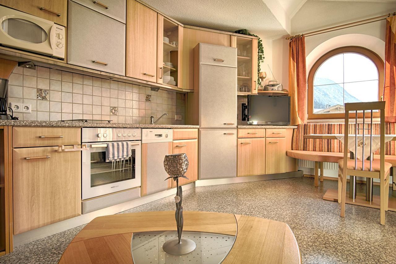 ノイシュティフト・イム・シュトゥーバイタールHaus Eggerアパートメント 部屋 写真